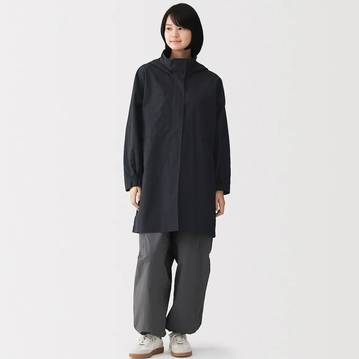 Sale Muji Abrigo con capucha extraíble y repelente al agua para mujer