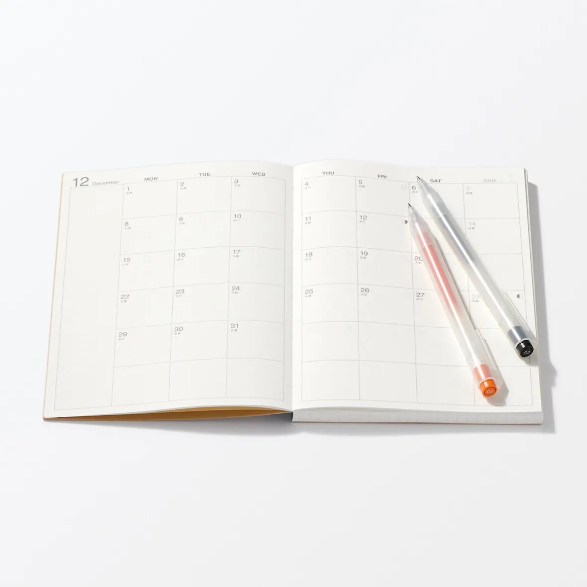 Muji Agenda mensual y semanal de 2026 - B6