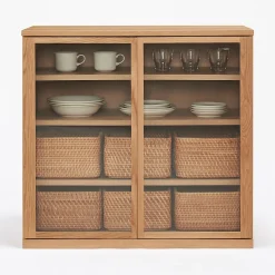 Clearance Muji Armario de nogal con puertas de cristal