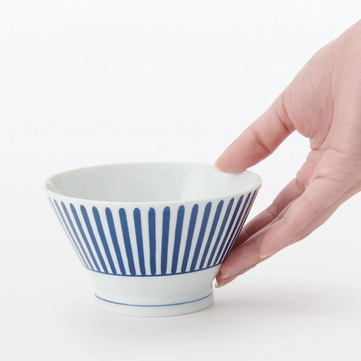 Clearance Muji Bol de arroz Hasami Ware ‐ Patrón de rayas en abanico, Pequeño