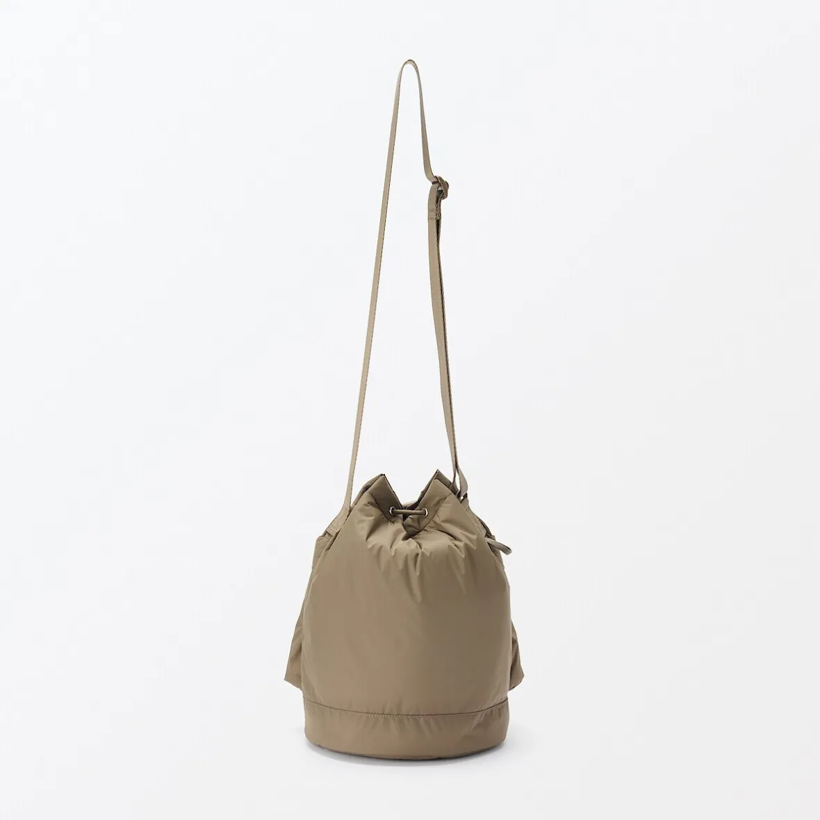 Hot Muji Bolsa acolchada de nylon reciclado repelente al agua