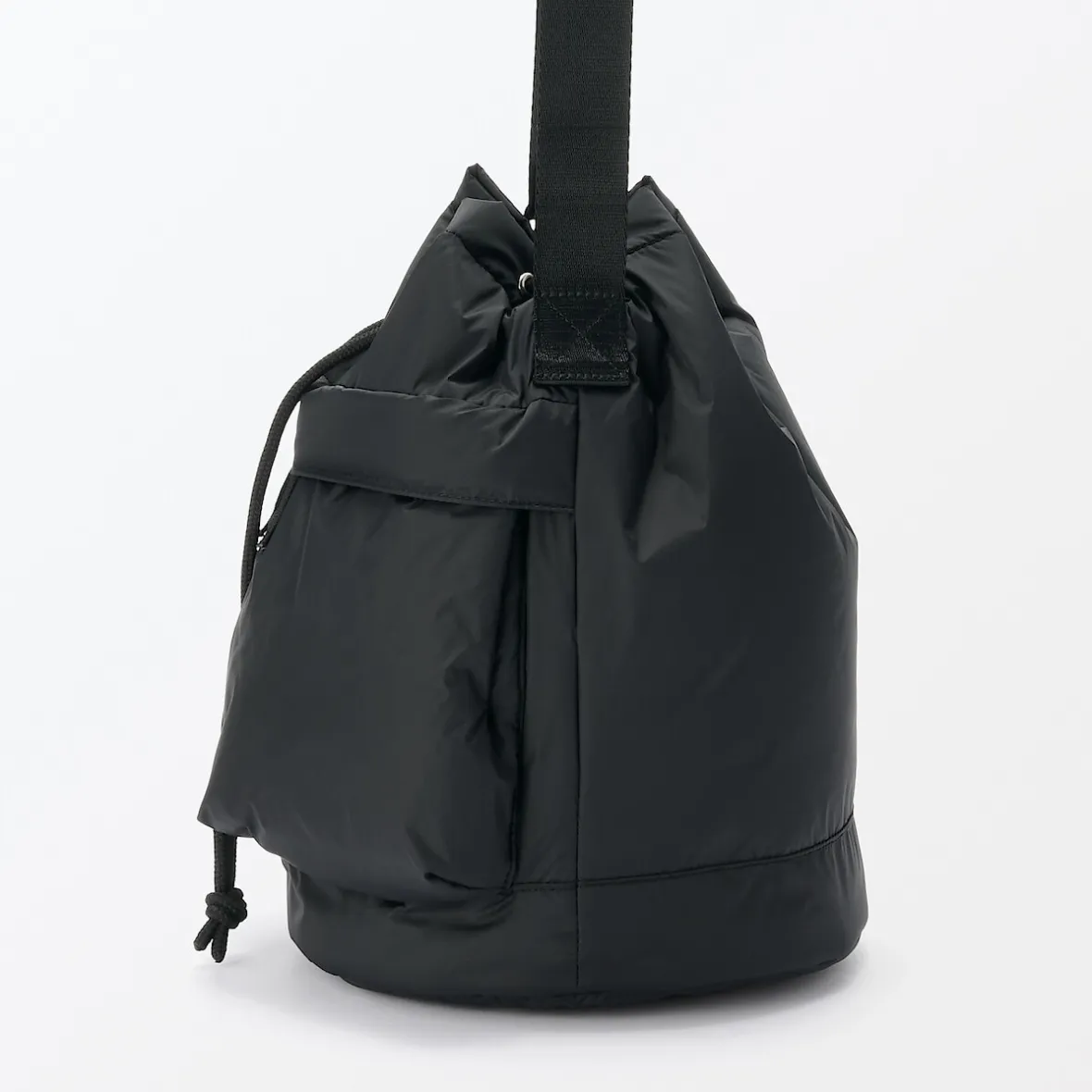 Hot Muji Bolsa acolchada de nylon reciclado repelente al agua