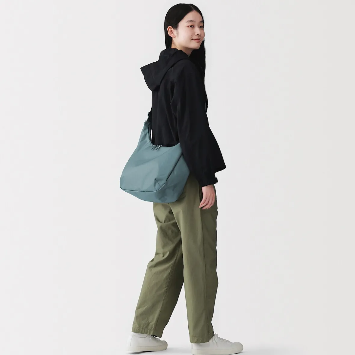 Muji Bolso bandolera de poliéster y 2 asas repelente al agua