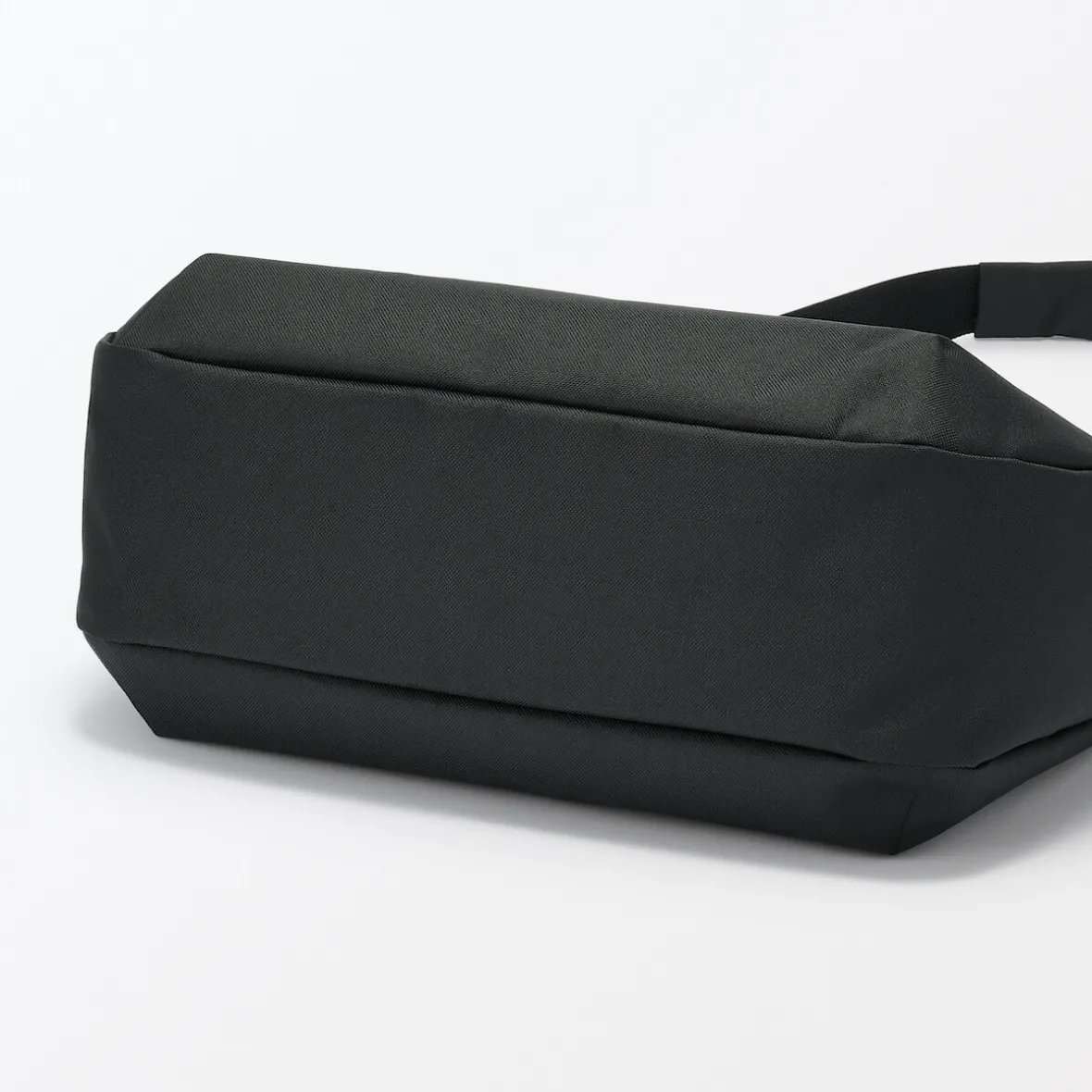 Muji Bolso bandolera de poliéster y 2 asas repelente al agua
