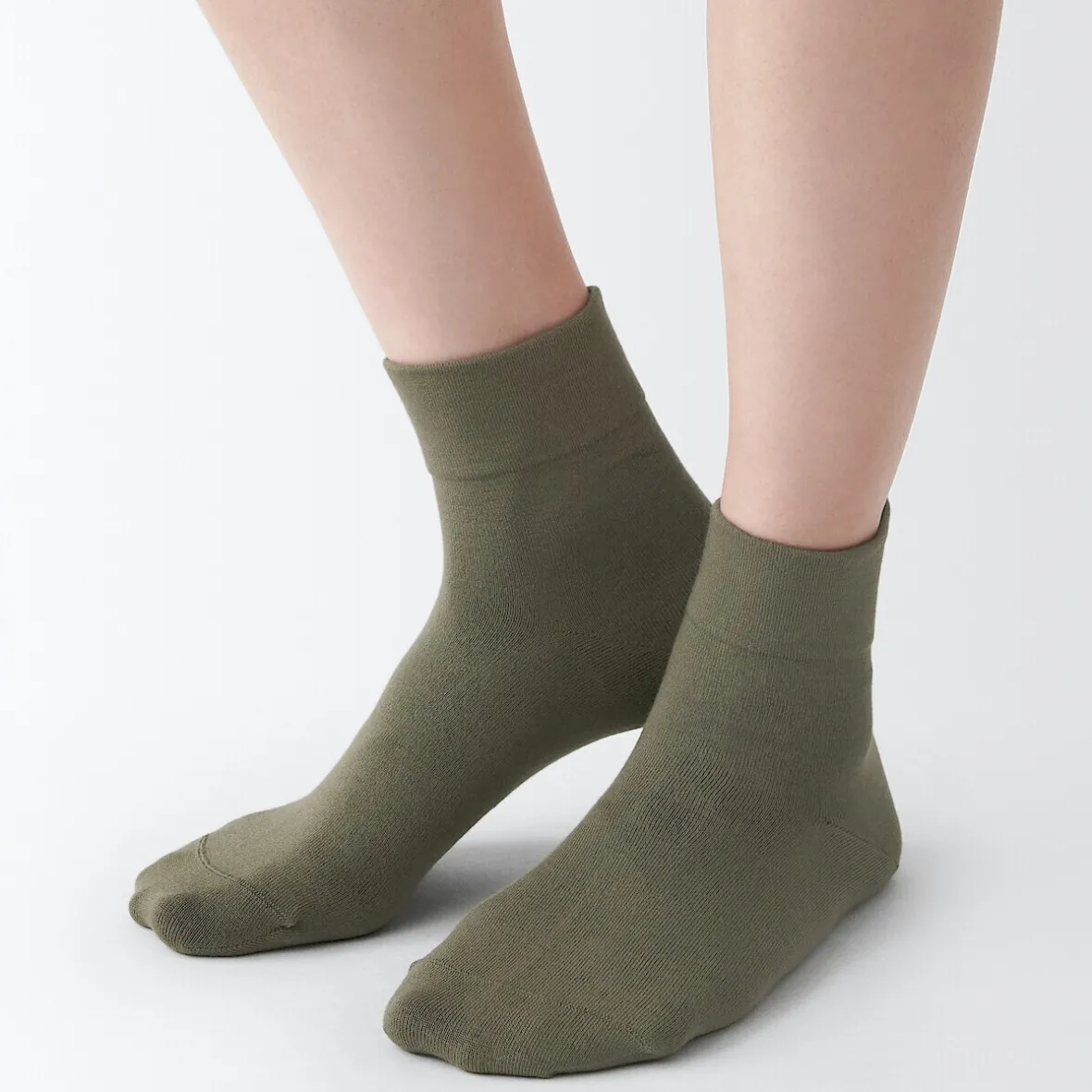 Outlet Muji Calcetines tobilleros de modal mezclado con ángulo recto y puño cómodo para mujer