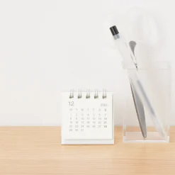 New Muji Calendario de sobremesa de papel bagazo de 2026 - Mini Blanco