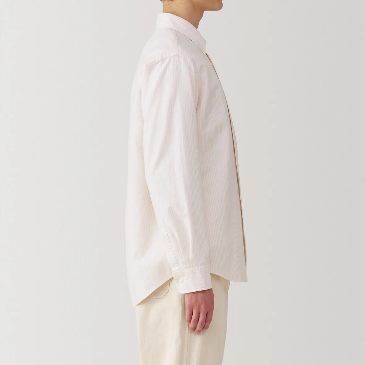 Muji Camisa Oxford con botones y acabado lavado para hombre…