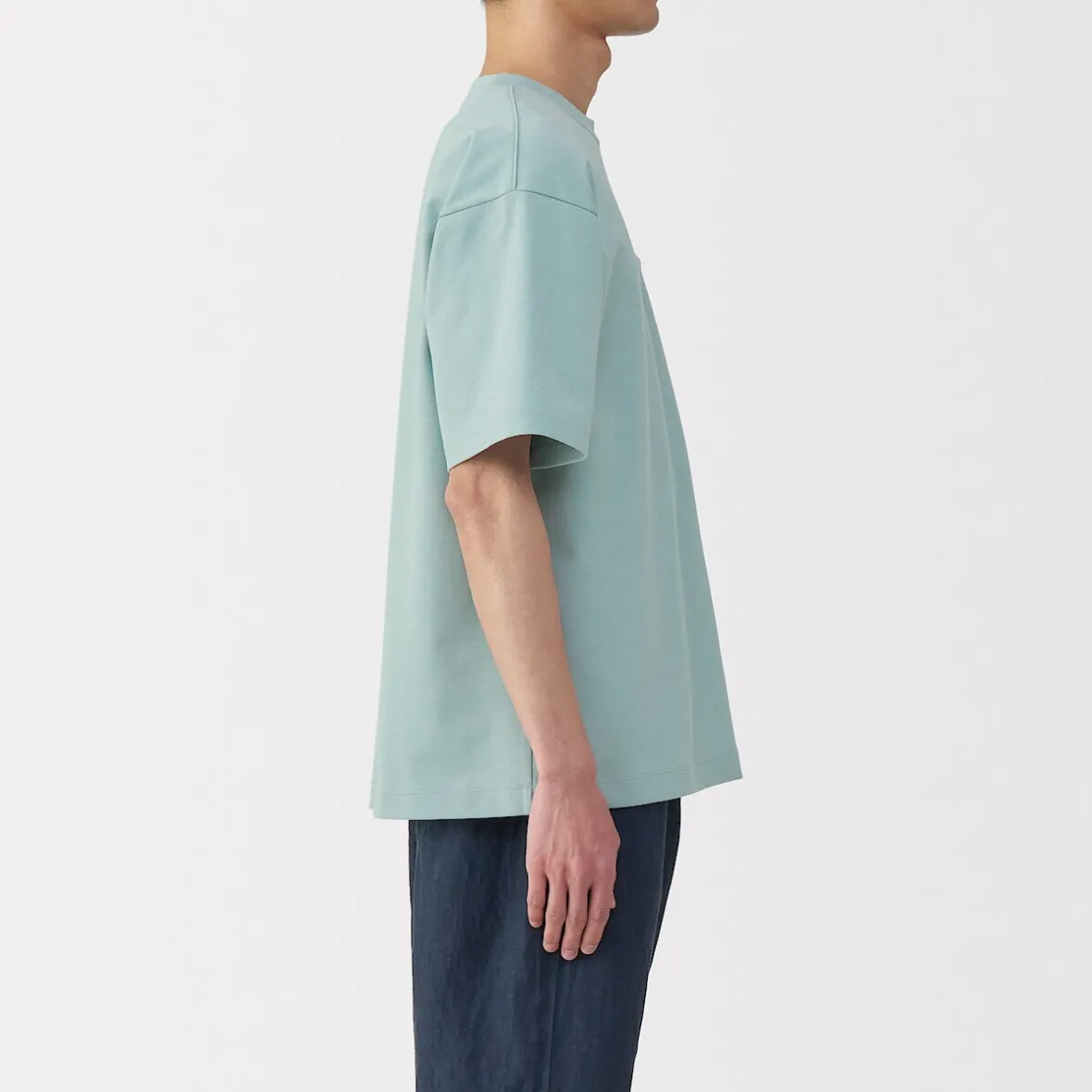 Discount Muji Camiseta Cool Touch Relaxed Fit con bolsillo para hombre.