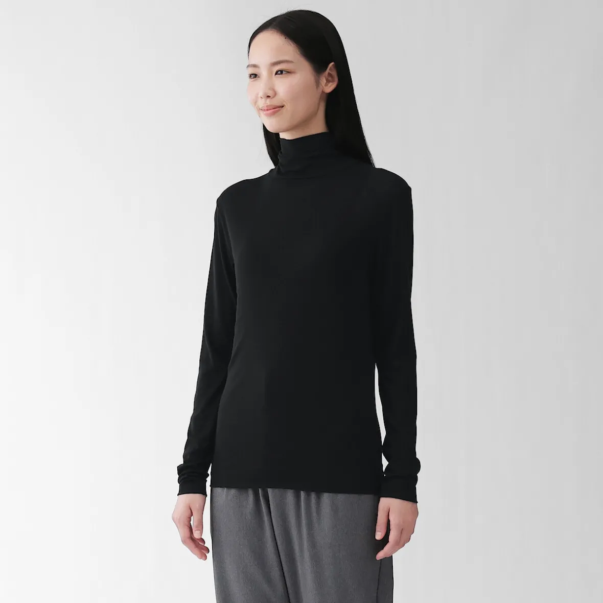 Muji Camiseta de manga larga transparente con cuello alto en mezcla de lyocell para mujer