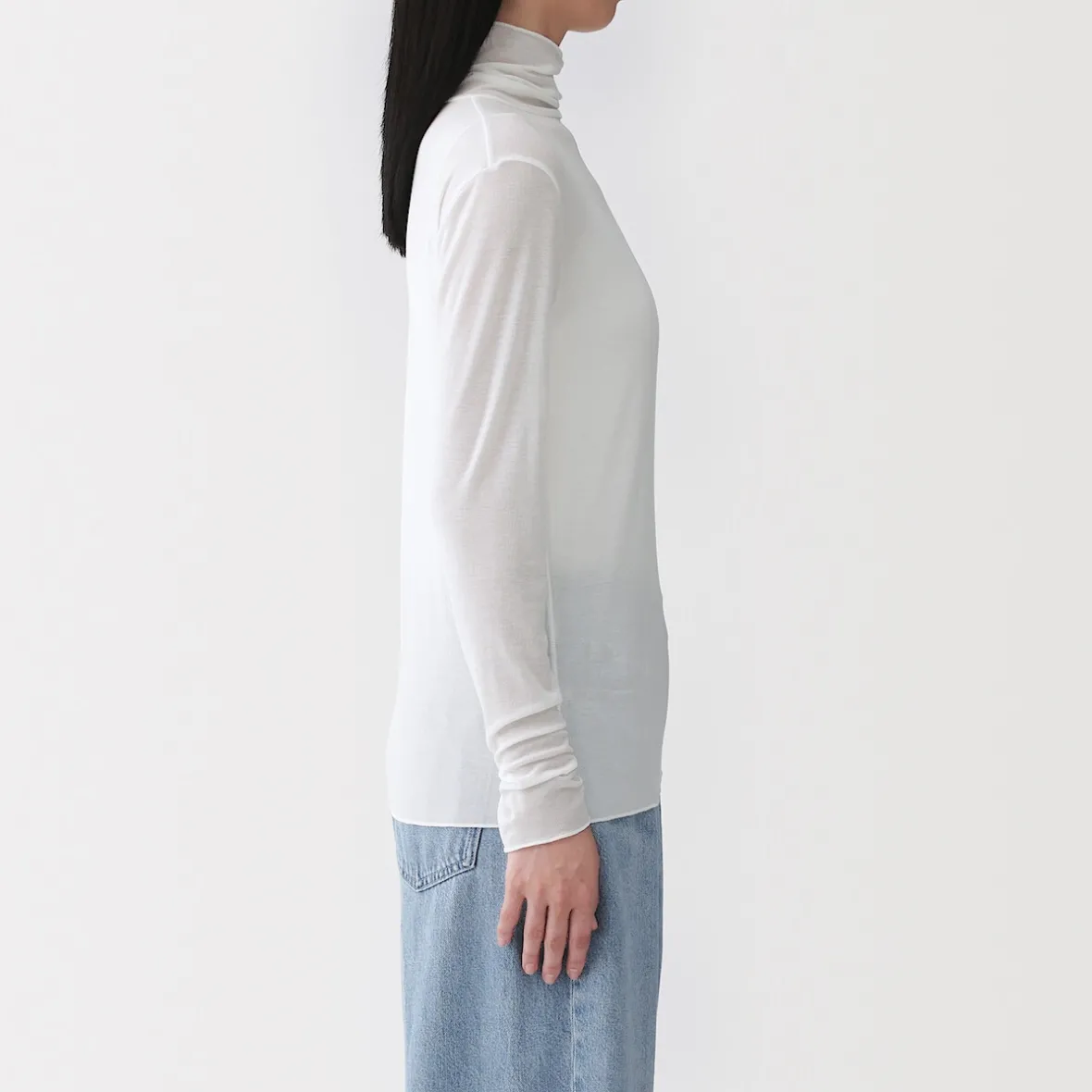 Muji Camiseta de manga larga transparente con cuello alto en mezcla de lyocell para mujer