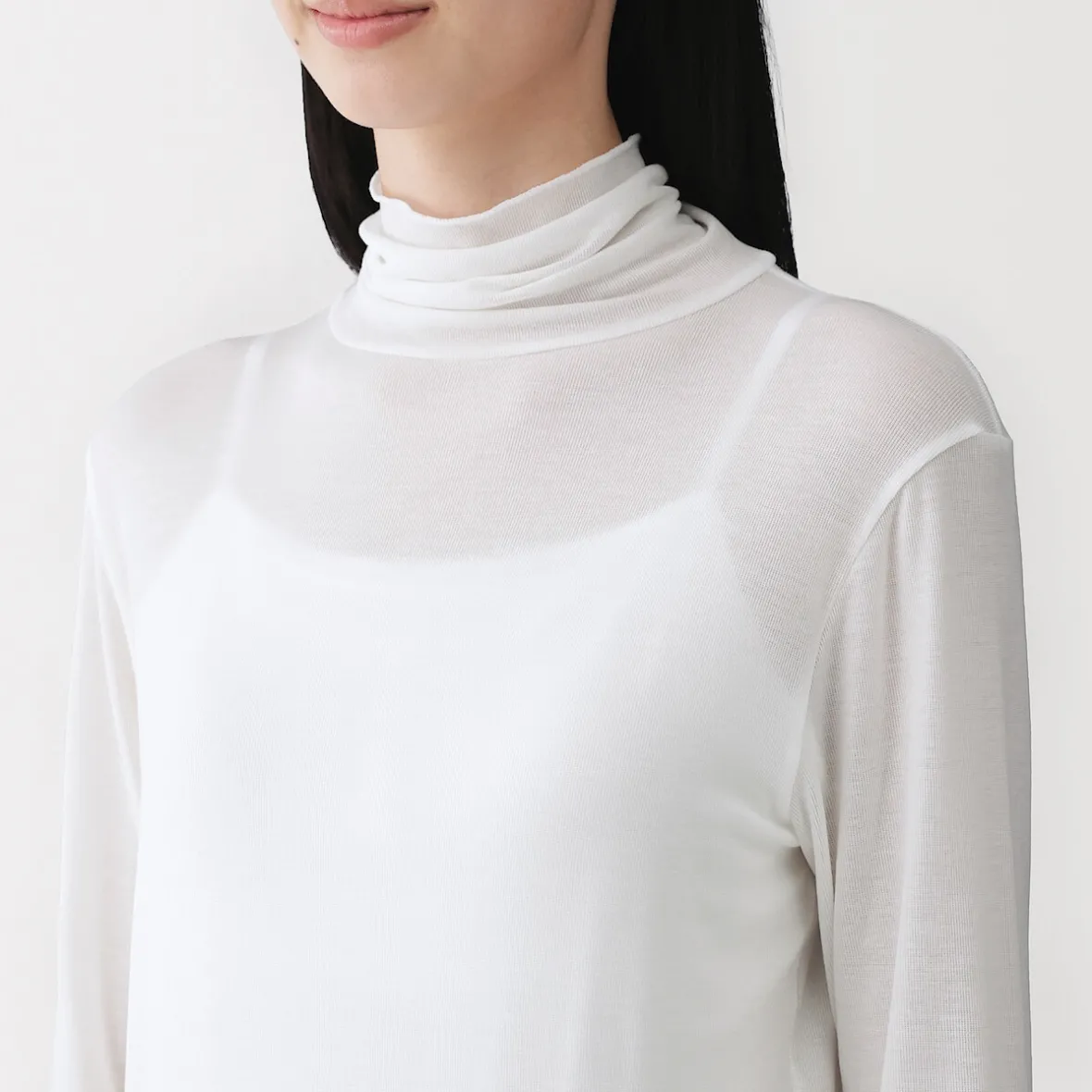 Muji Camiseta de manga larga transparente con cuello alto en mezcla de lyocell para mujer