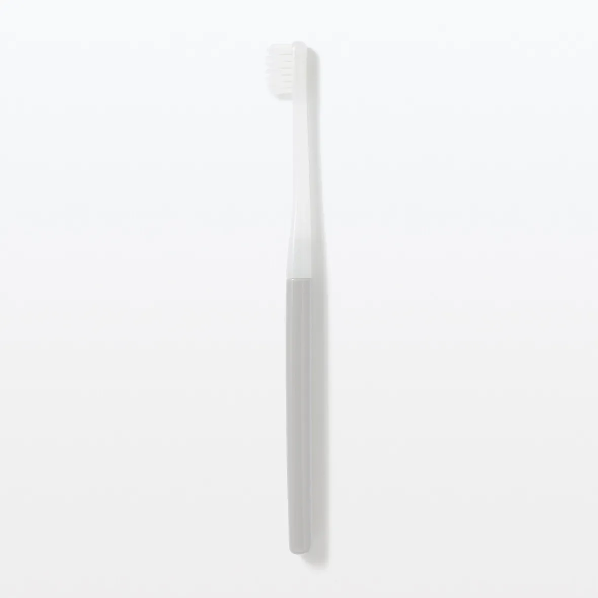 Hot Muji Cepillo de dientes con cabezal intercambiable ‐ Cerda mediana