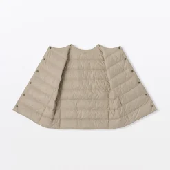 Outlet Muji Chaleco ligero de plumón sin cuello de nailon reciclado para mujer
