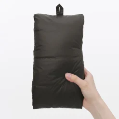 Outlet Muji Chaleco ligero de plumón sin cuello de nailon reciclado para mujer