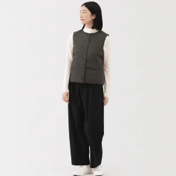 Outlet Muji Chaleco ligero de plumón sin cuello de nailon reciclado para mujer