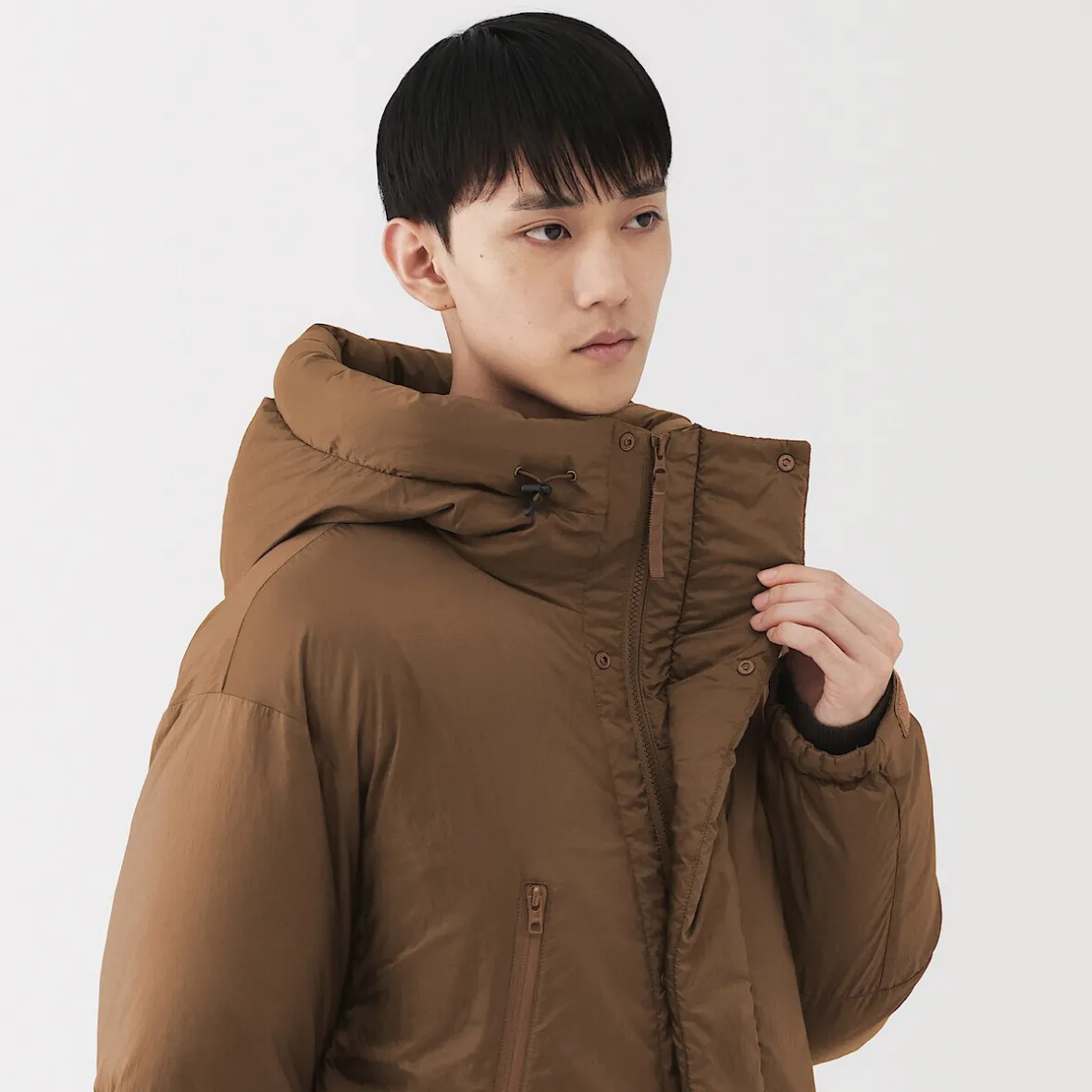 Outlet Muji Chaqueta con capucha de plumón para hombre – Marrón moka Marrón Moca
