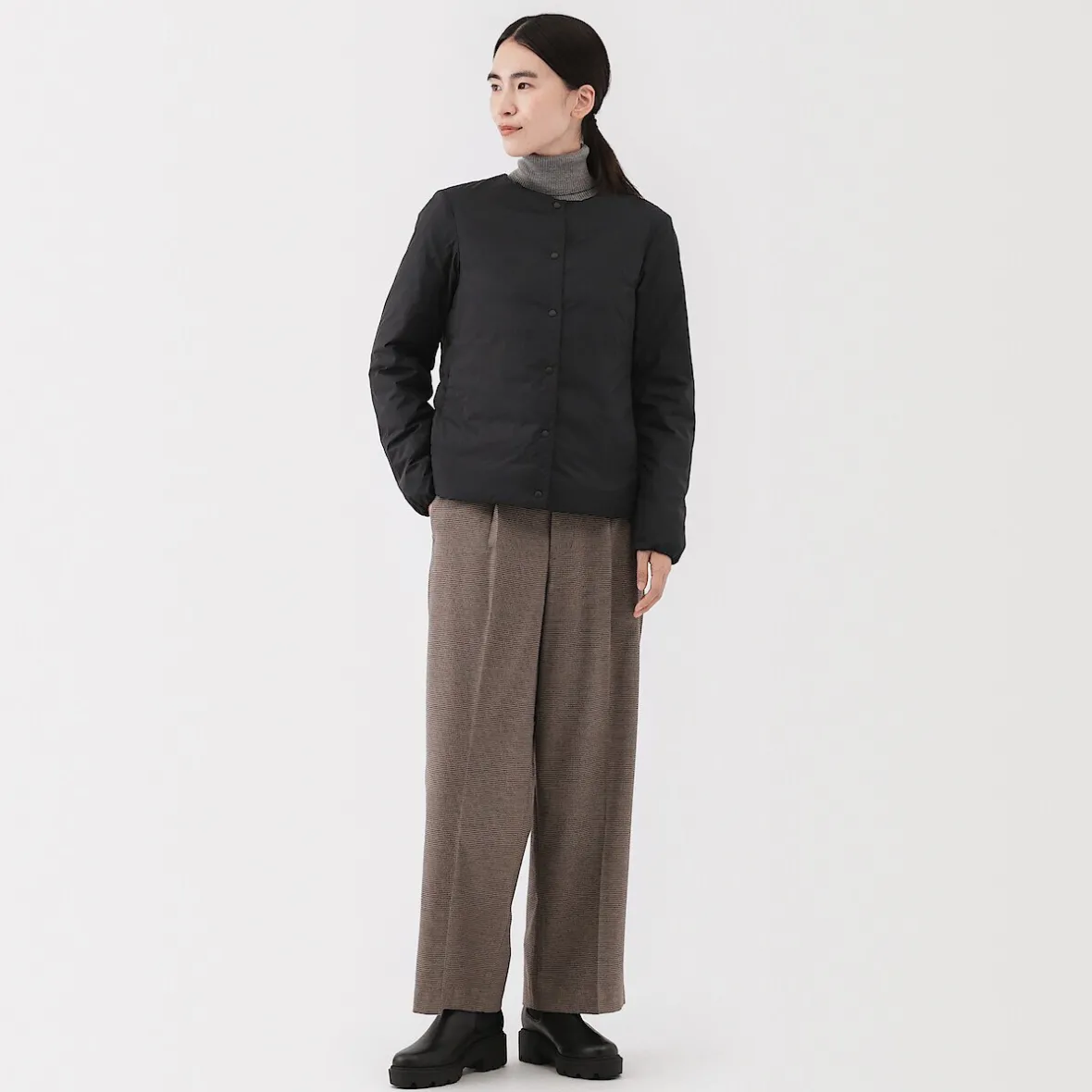 Best Muji Chaqueta ligera de plumón sin cuello de nailon reciclado para mujer