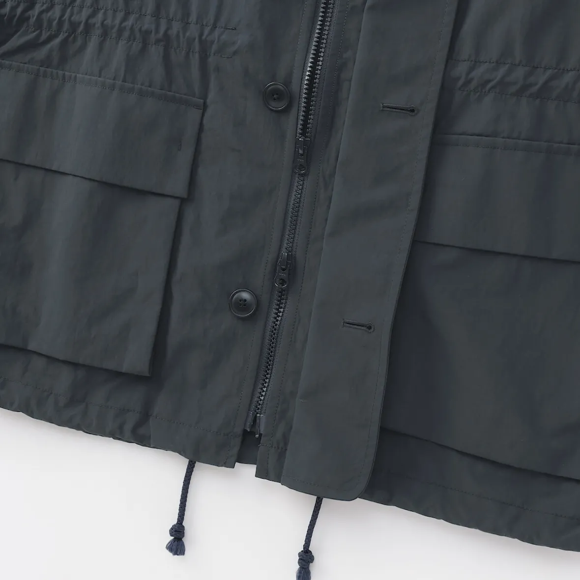 Outlet Muji Chaqueta utilitaria de nailon con tinte natural para mujer