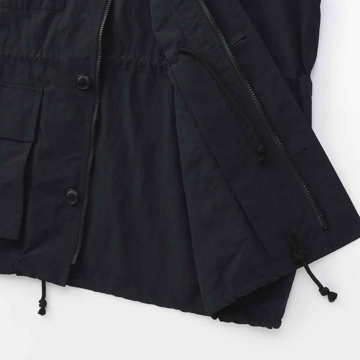 Outlet Muji Chaqueta utilitaria de nailon con tinte natural para mujer
