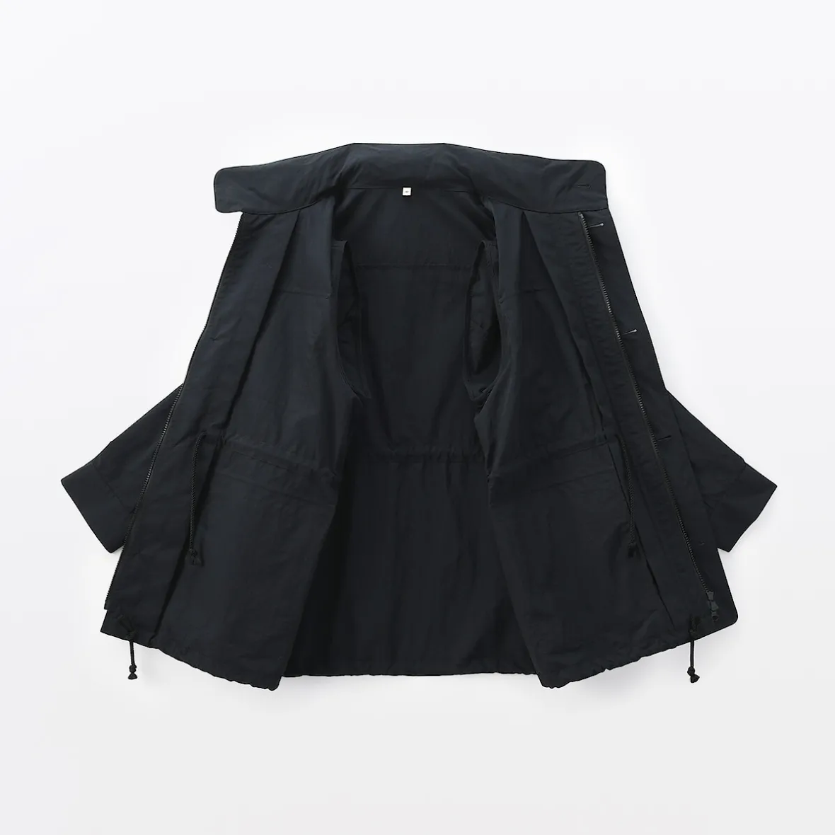 Outlet Muji Chaqueta utilitaria de nailon con tinte natural para mujer