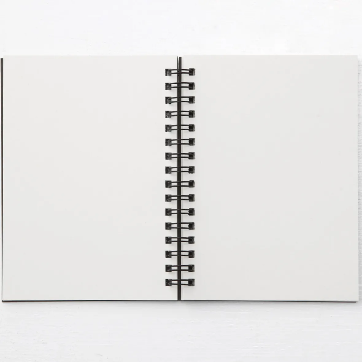 Muji Cuaderno de doble alambre de papel reciclado �