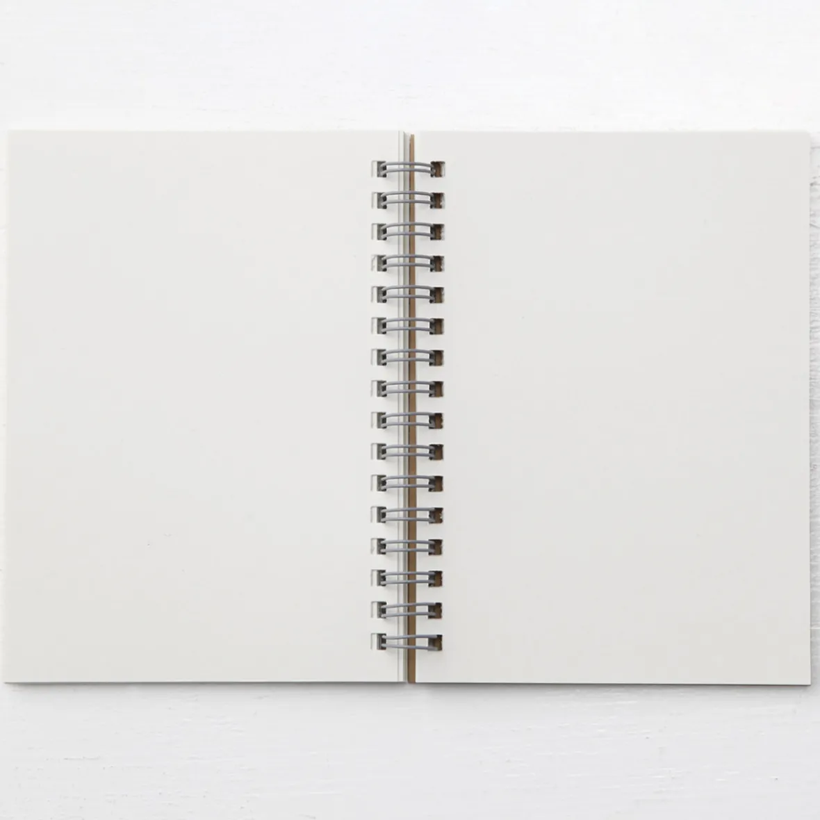Muji Cuaderno de doble alambre de papel reciclado �