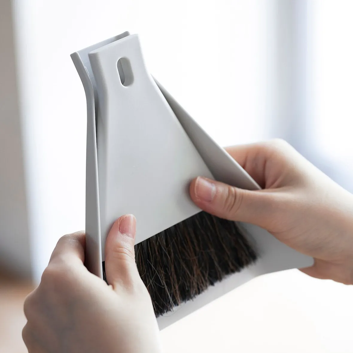 Sale Muji Escoba de mano y recogedor