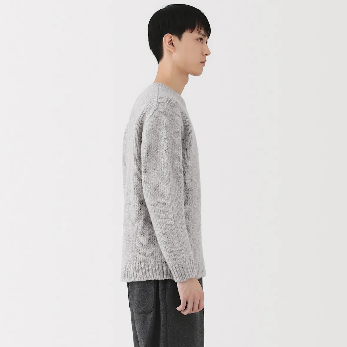 Outlet Muji Jersey de lana merina, punto grueso y cuello redondo para hombre