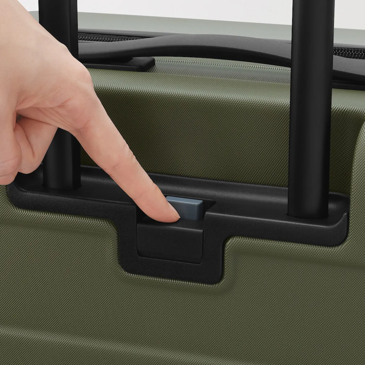 Clearance Muji Maleta Trolley Rígida 75L, Mediana