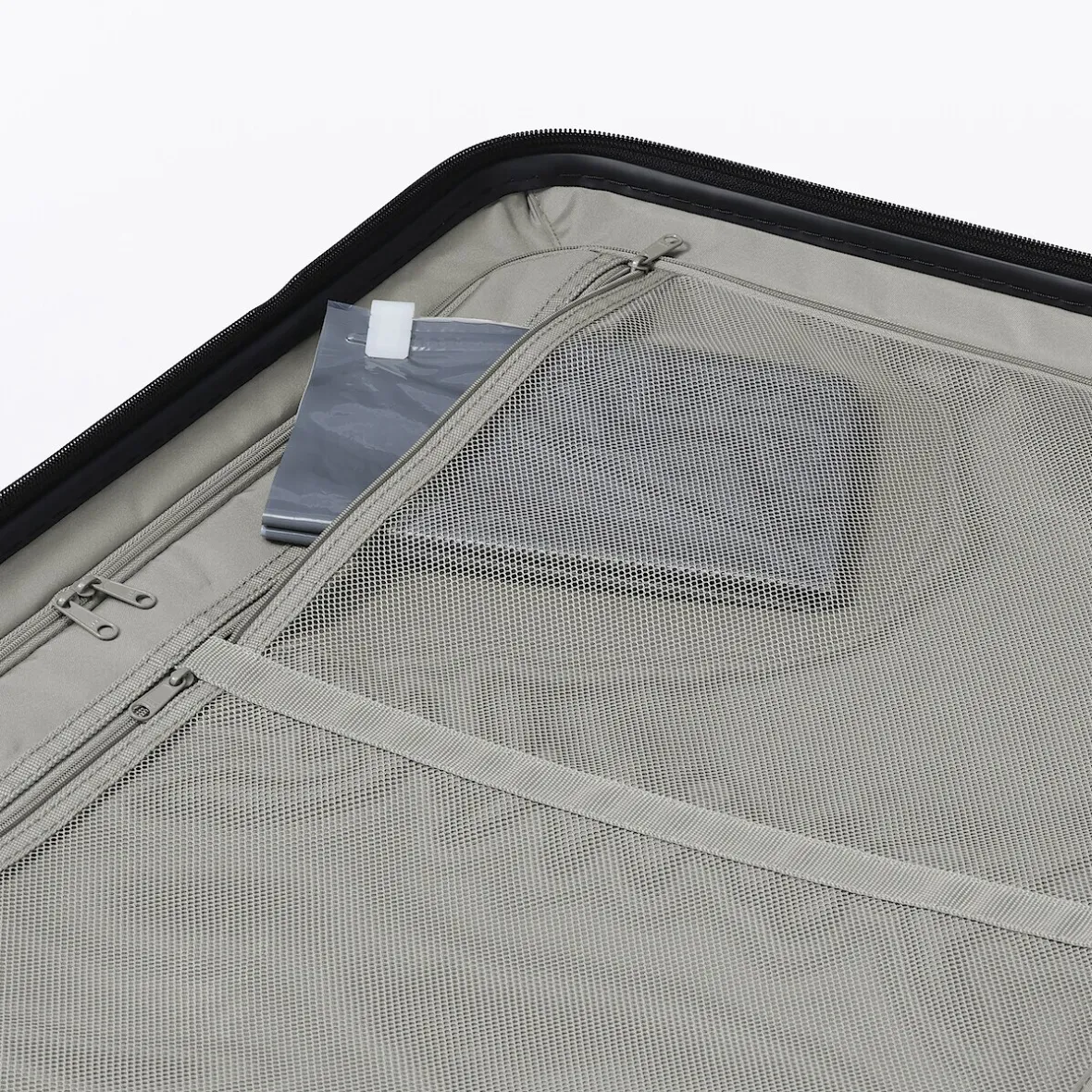 Clearance Muji Maleta Trolley Rígida 75L, Mediana