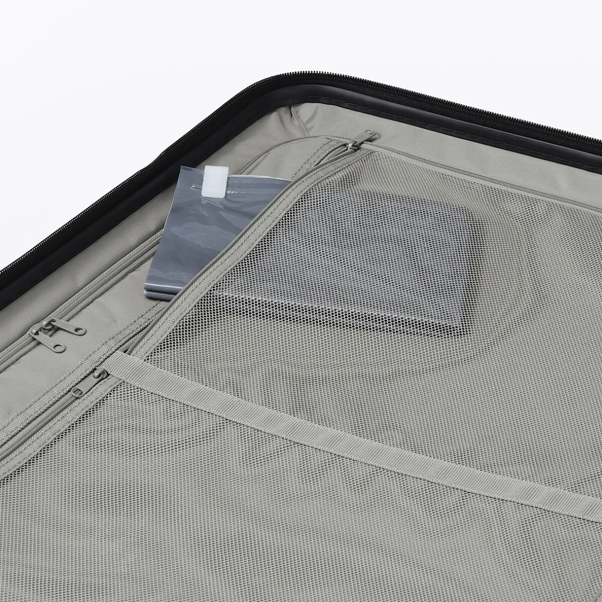 Clearance Muji Maleta Trolley Rígida 75L, Mediana