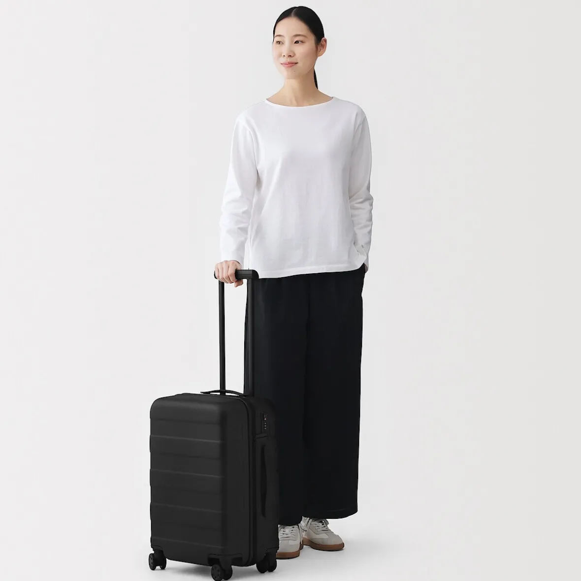 Clearance Muji Maleta Trolley Rígida 36L, Pequeña