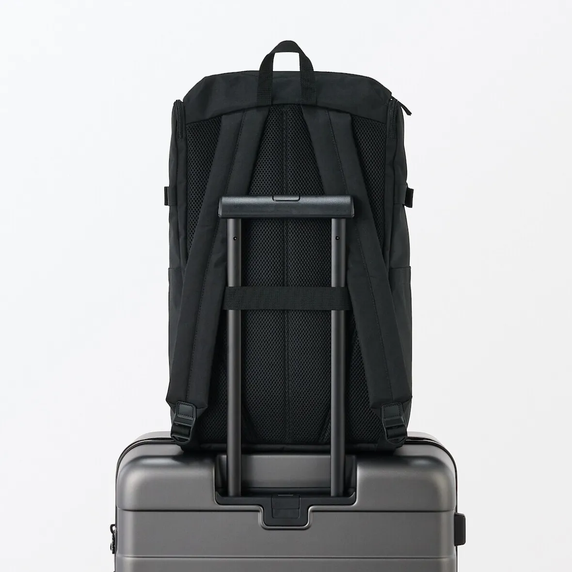 Hot Muji Mochila de cierre superior y poliéster reciclado repelente al agua