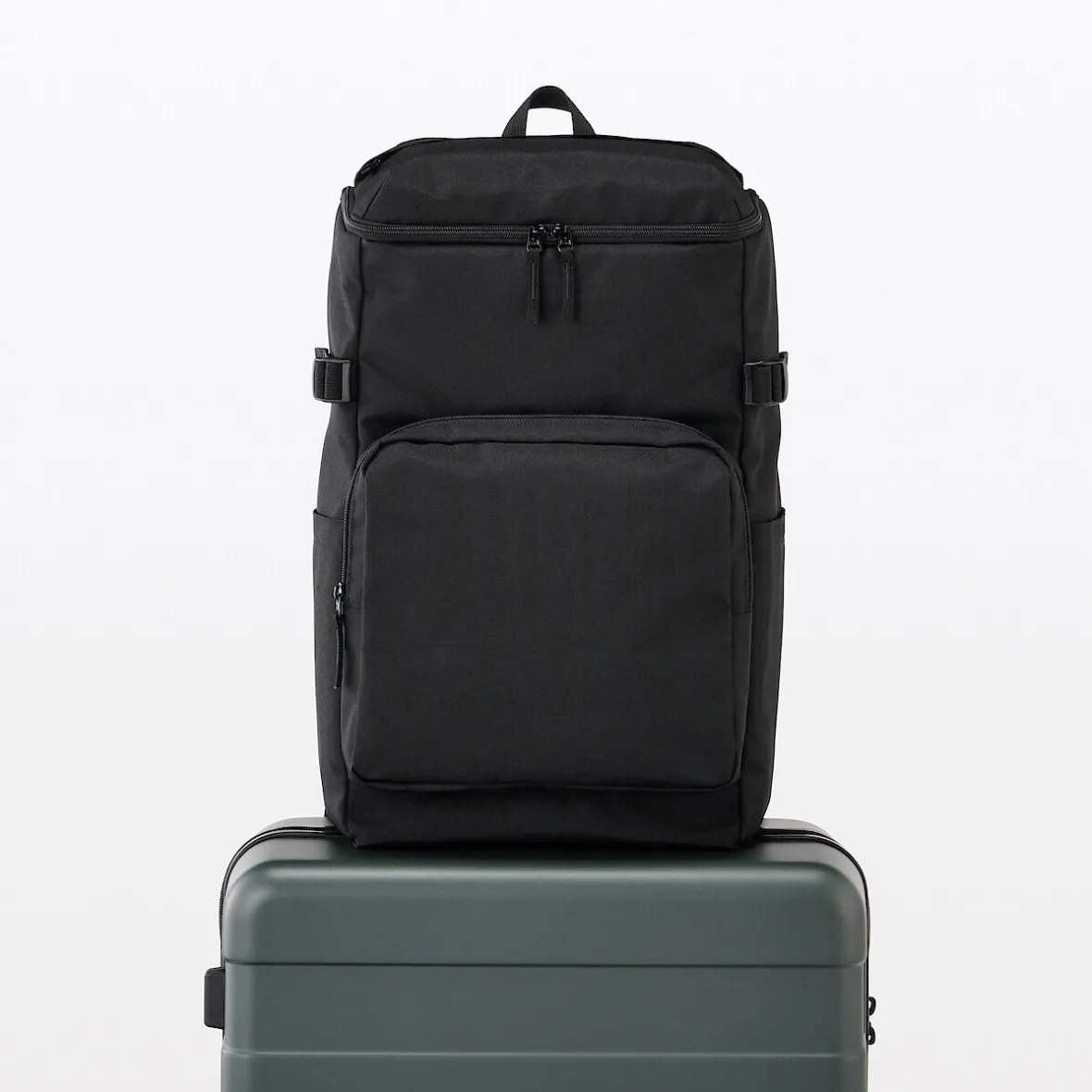 Hot Muji Mochila de cierre superior y poliéster reciclado repelente al agua