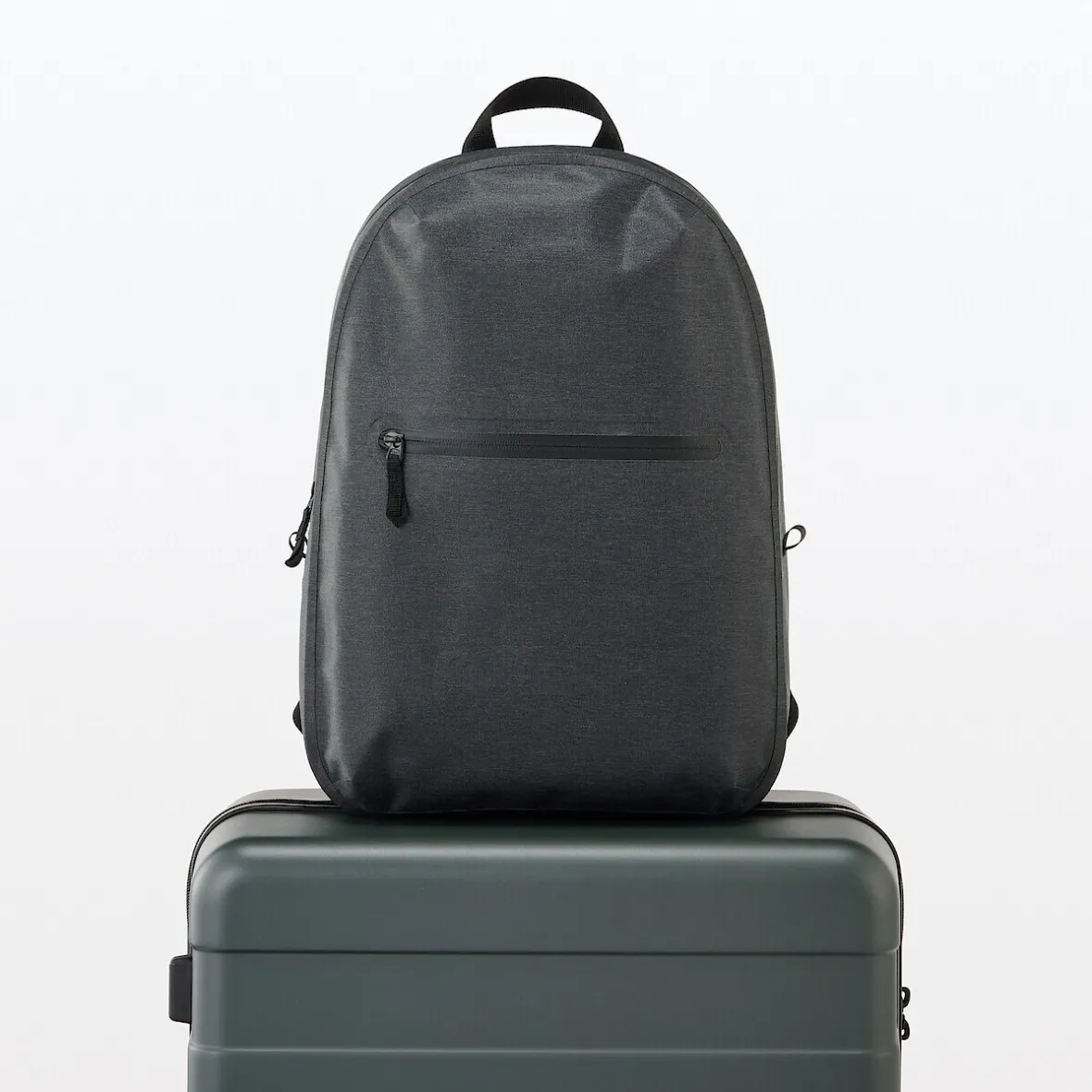 Clearance Muji Mochila impermeable de poliéster reciclado Gris Oscuro
