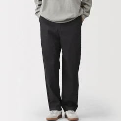 Discount Muji Pantalón de corte cómodo y denim lavado para hombre ‐ Negro