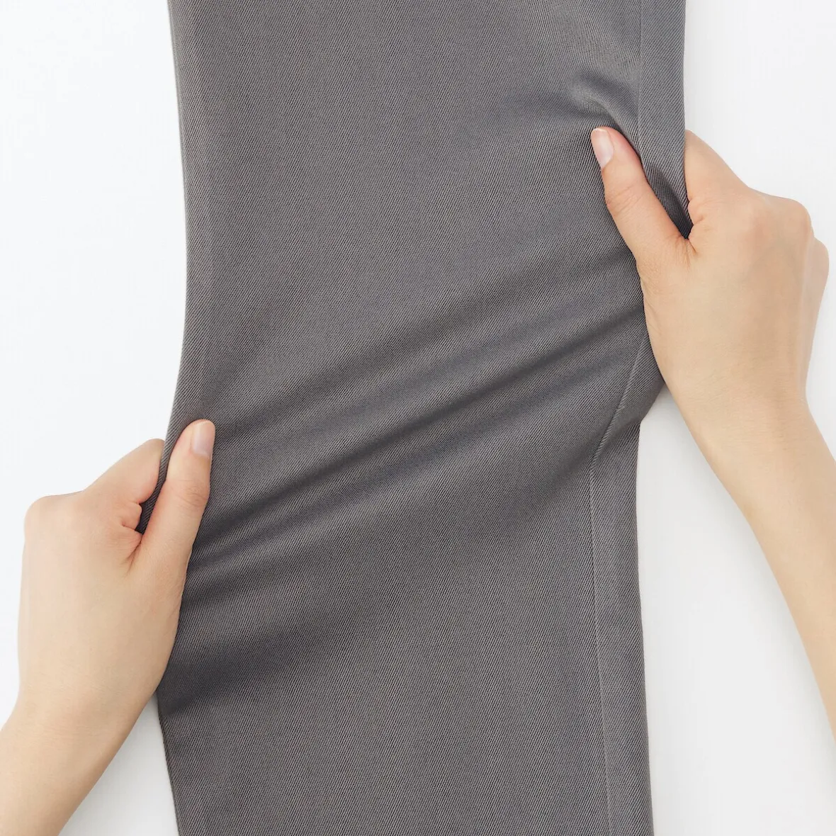 Muji Pantalon chino elastico para hombre (76cm)