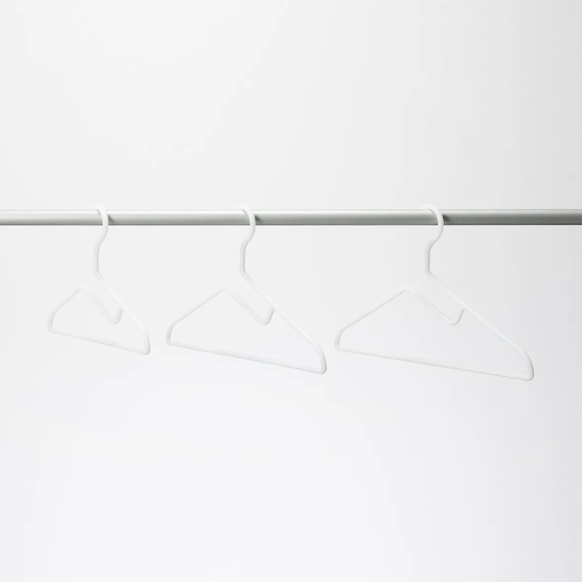 Hot Muji Percha de PP de 42 cm Set de 3 unidades