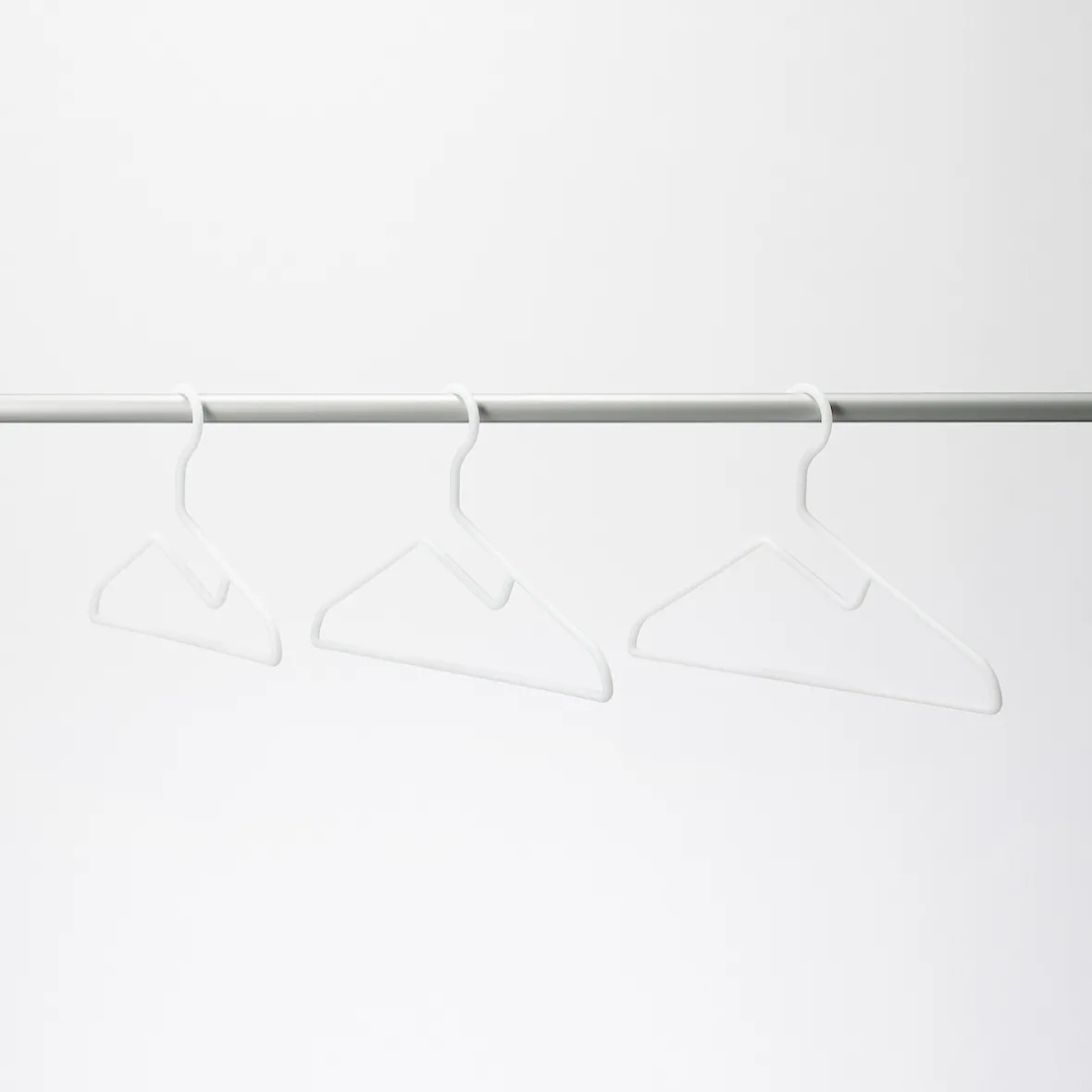Hot Muji Percha de PP de 42 cm Set de 3 unidades