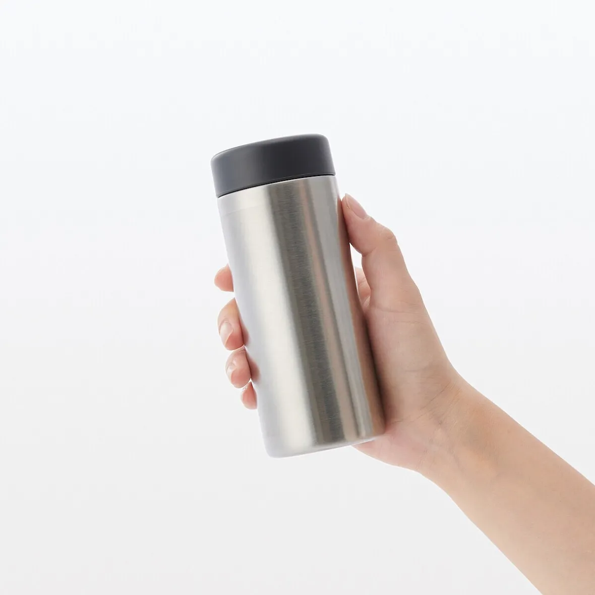 Outlet Muji Petaca isotérmica de acero inoxidable ‐ 200Âml