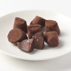Hot Muji Trufas de cacao y avellana