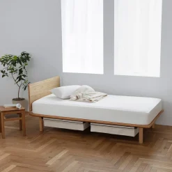 Muji Unidad principal de Cama de roble con plataforma Individual S