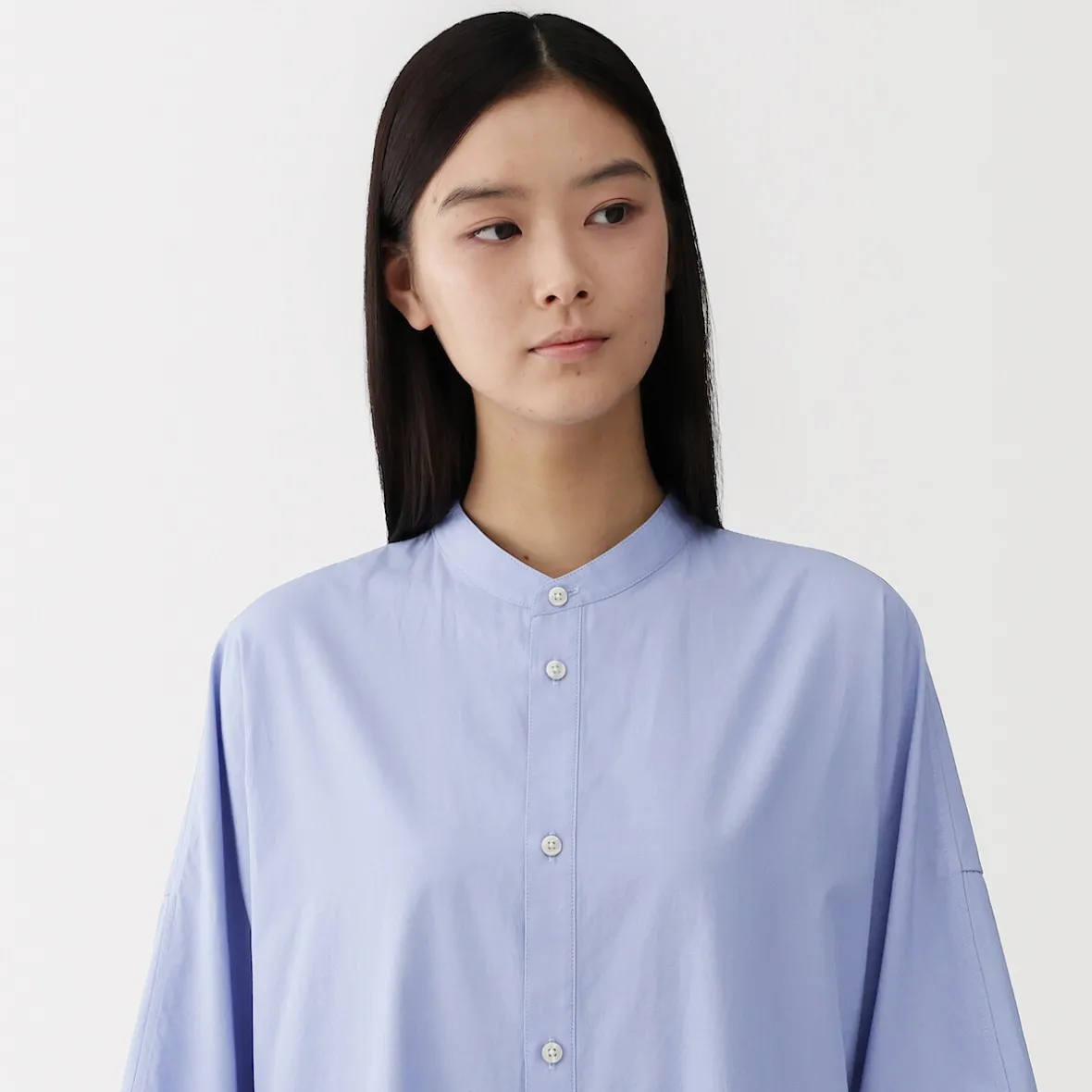 Hot Muji Vestido camisero con cuello mao de popelín de algodón orgánico para mujer